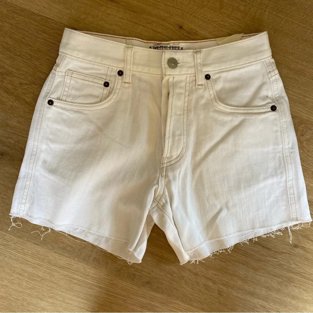 NEW Free People We the Free Ivy Mid Rise Shorts